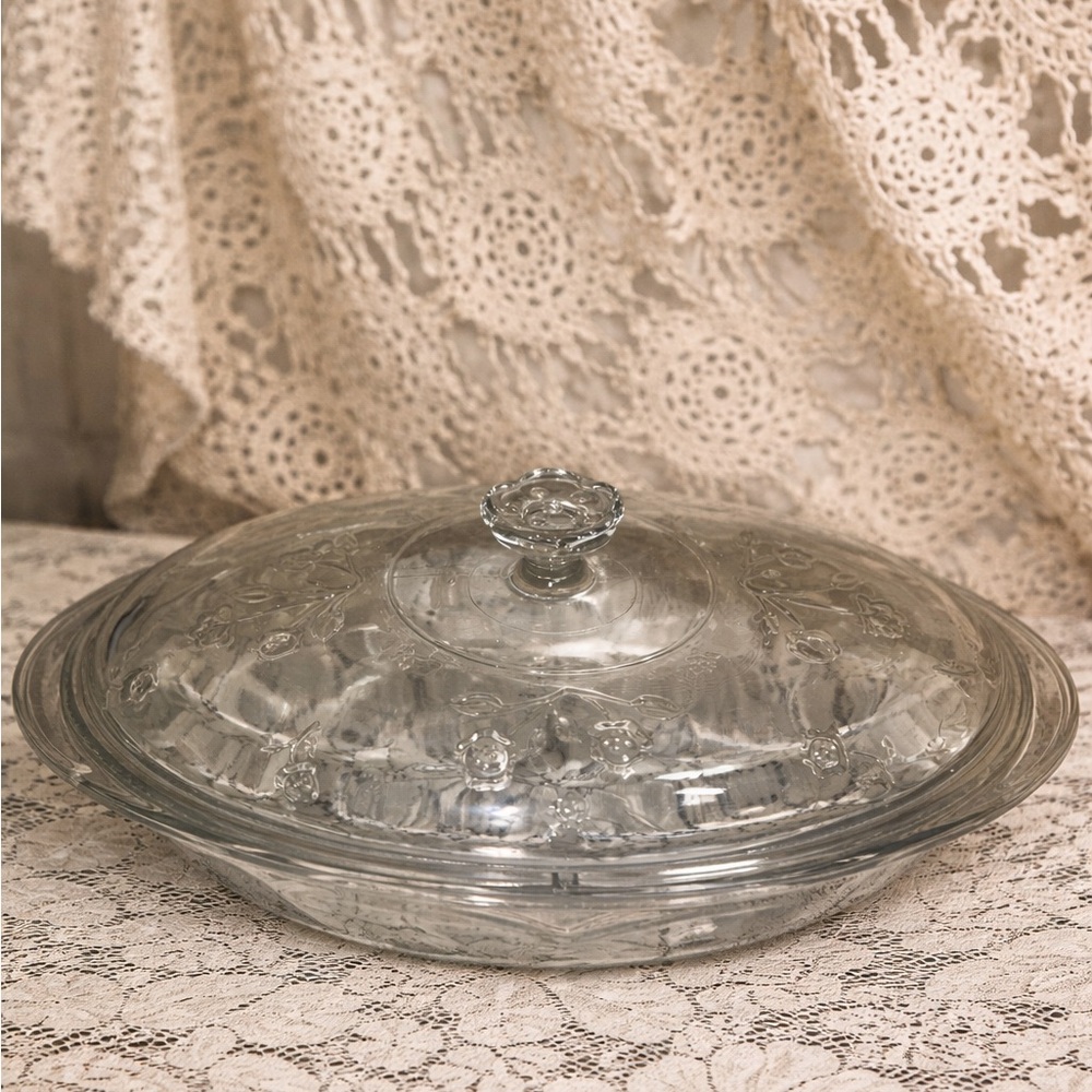 Vintage Clear Glass Covered Casserole Dish - Decorative Floral Pattern
